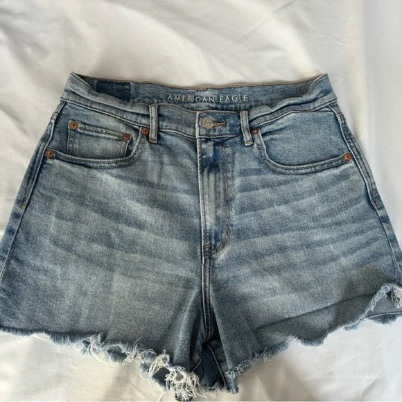 American Eagle size 8 denim highest rise 90s boyfriend stretch short - Picture 1 of 5